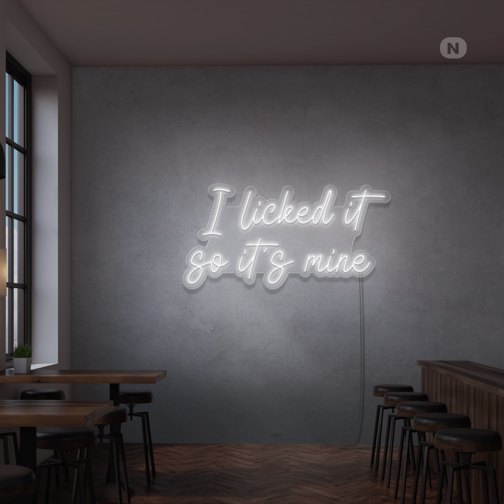 Sinal de néon I Liked it so its mine