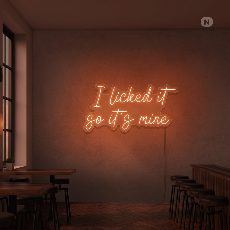 Sinal de néon I Liked it so its mine