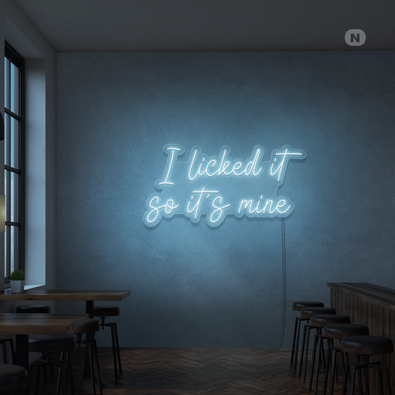 Sinal de néon I Liked it so its mine